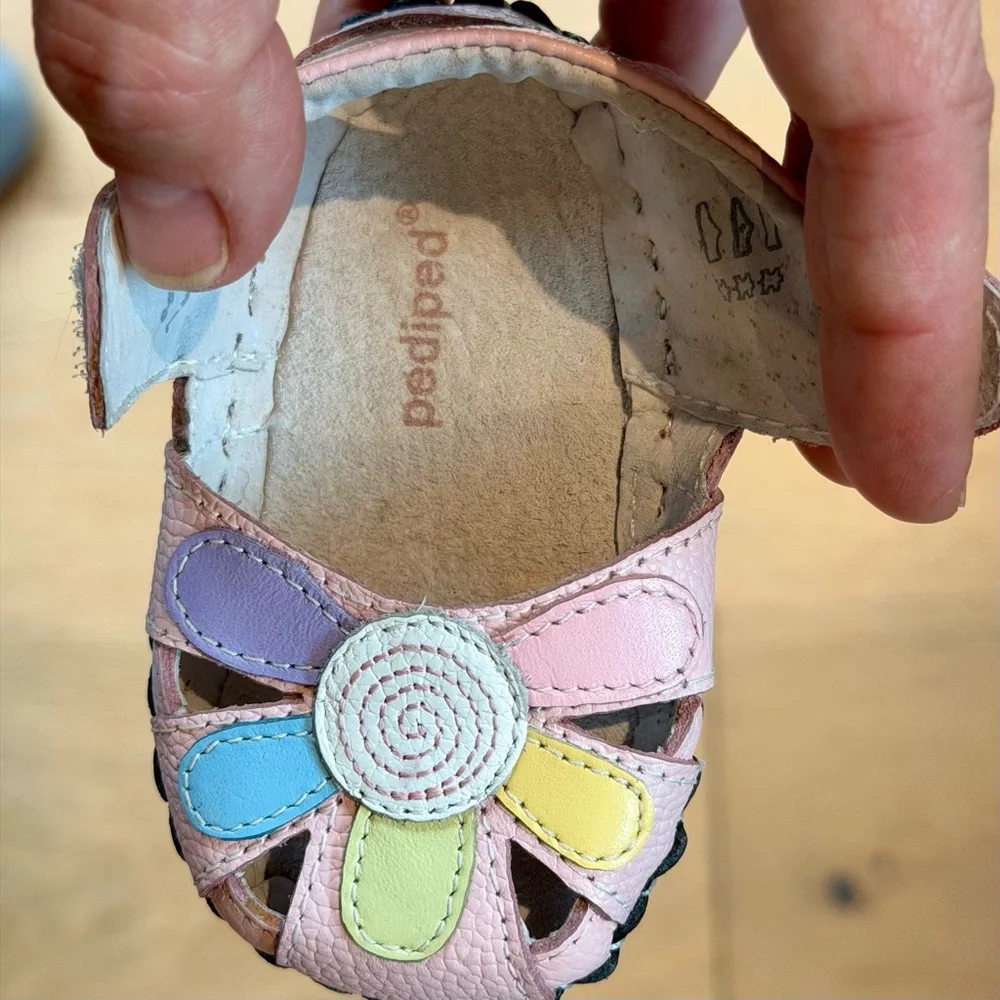 Pediped Baby Shoes Infant Pre-Walking Daisy Pink Rainbow Flower 0-6M Sandal EUC
